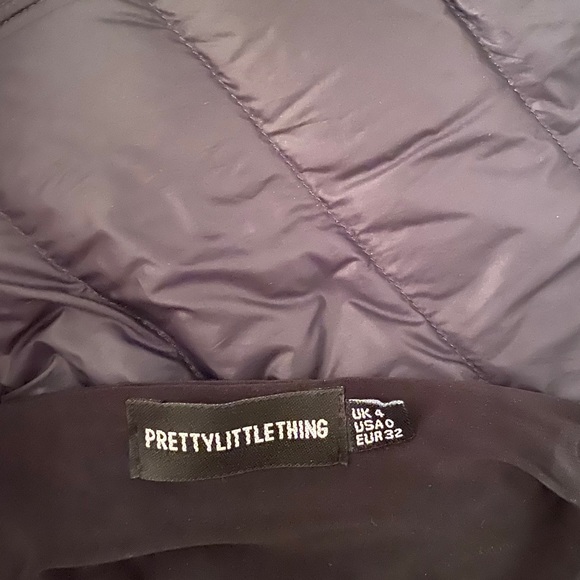 PRETTY LITTLE THING black crop long sleeve - Picture 2 of 3
